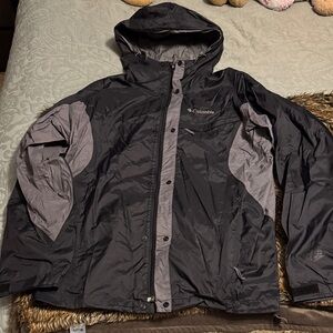 Columbia Men's Black and Gray Raincoat